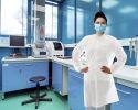 Lab Coat Disposable. Pack of 10 White Surgical Gowns Medium. 60 gm/m2 SMS Disposable Gowns with Filtration. Non-Sterile Medical Gowns with snap front;